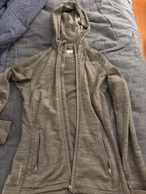 Icebreaker Merino Gray Hoodie - Women's Zip-Up